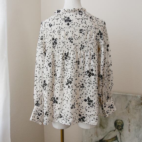 Zara Floral Star Black & White Smocked Blouse size S NWT - Picture 5 of 5